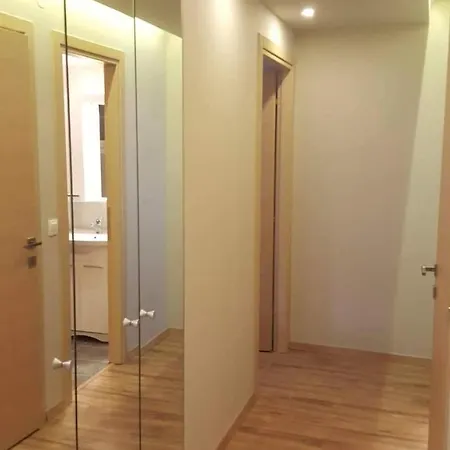 Cosy Tsimiski128 * 塞萨洛尼基